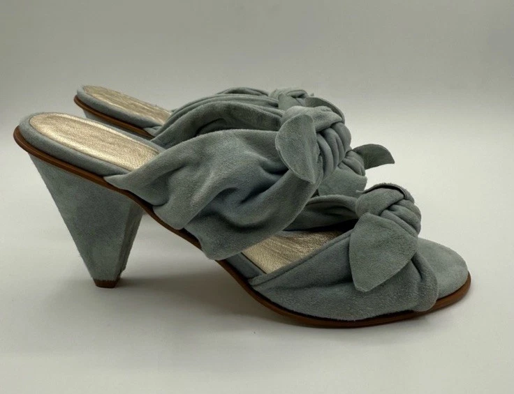 Ann Klein Collection Blue Suede Slip On Heels with Minimalist Design Size 6 Us - Image 1 of 4