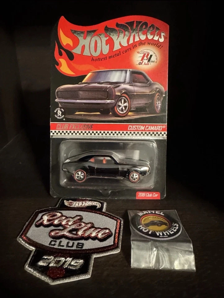 Hot Wheels RLC Club Exclusive Custom Camaro Black Redline 2019 Patch & Pin - Image 1 of 1