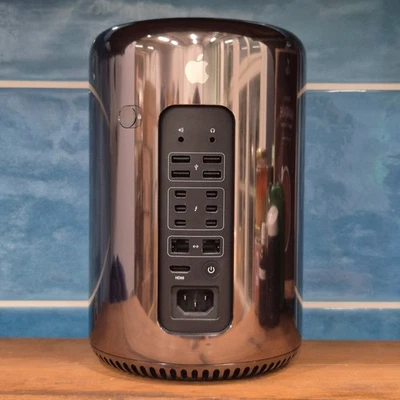 Apple Mac Pro 2013 E5-1620v2 12GB RAM 256GB SSD 2 x D300 (300 EUR 0% VAT) - Bild 1 von 2