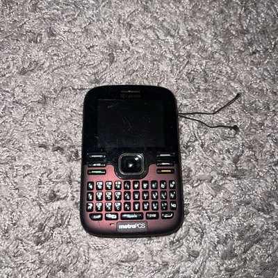 Teléfono celular Kyocera Torino S2300 Metro PCS (SOLO PARA REPUESTOS) Foto 1 de 2