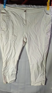 Damen Slim Fit Hose mit Blumenstickerei & Perlendetail - Größe UK 30 - Bild 1 von 6