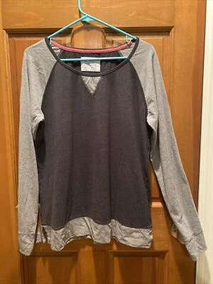 Camiseta de salón Karen Neuburger INSPIRE XL gris a rayas manga larga para mujer. Foto 1 de 3