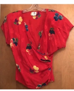 New Ungaro Ter Red Silk Top Floral Print 100%  Silk 10/40 Runs Small fits 2 or 4 - Picture 1 of 13