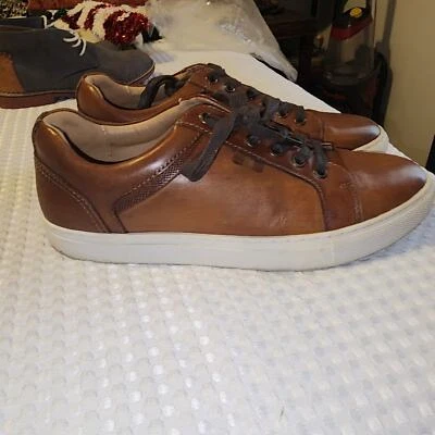 ZAPATOS DEPORTIVOS DE CUERO LA MILANO EUC PARA HOMBRE TALLA 8.5 Foto 1 de 4
