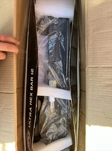 ADJ Ultra Hex Bar 12 - 12x 10W HEX (RGBAW + UV: 6-IN-1) LED No.1 - Picture 1 of 2