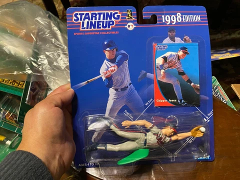 CHIPPER JONES ATLANTA BRAVES MLB 1998 STARTING LINEUP Action Figure w/ Card Cover