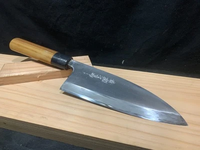 Sharpened: Japanese Kitchen Knife -Deba - 31-17cm  carbon steel (rusts) - Image 1 of 4