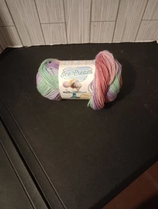 LÖWENMARKE GARN EISCREME - FARBE UBE 3,5 Unzen NEU - Bild 1 von 3