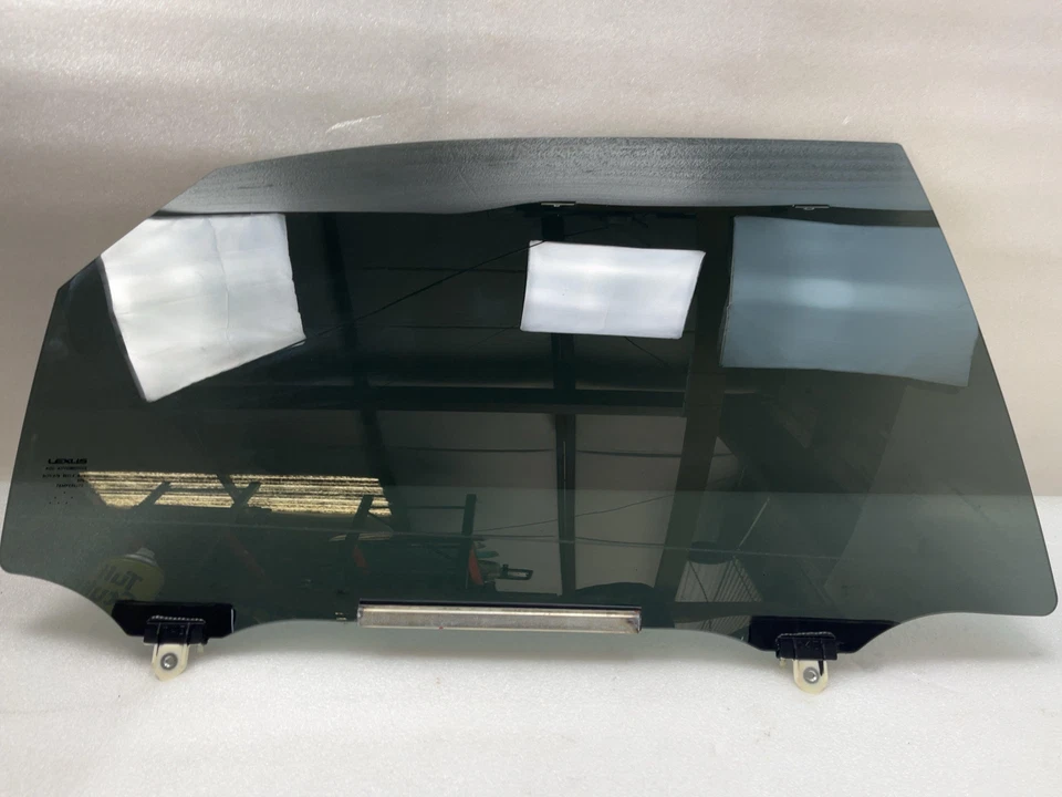 Lexus RX350 2012-2015 lado del pasajero derecho puerta delantera vidrio/ventana - 25 k millas Foto 1 de 3