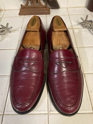 Magnanni Authentic made in Spain Burgundy Low cut Dress Business Shoes 10.5 m - Image 1 of 4