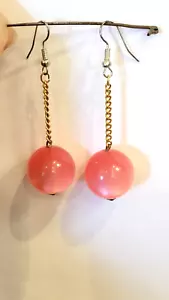 Vintage Gold Tone Pink Lucite Moonglow Beads Dangle Wire Hook Earrings - Picture 1 of 3