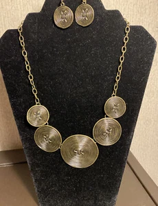 Brass Colored Necklace with earrings. Costume Jewelry. Nickel And Lead Free. - Picture 1 of 2