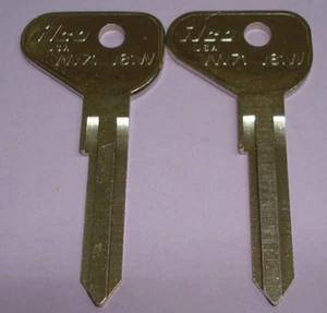 2 VW71 VOLKSWAGON VW BEETLE KEY BLANKS 1971 1972 1973 1974 1975 1976 1977 1978 - Picture 1 of 2