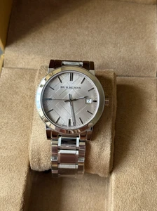 Brandneu Burberry BU9035 Edelstahl mit grauem Zifferblatt 38 mm Unisex-Uhr - Bild 1 von 7