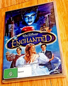 WALT DISNEY ENCHANTED: Amy Adams, Patrick Dempsey, James Marsden, Susan Sarandon - Picture 1 of 9