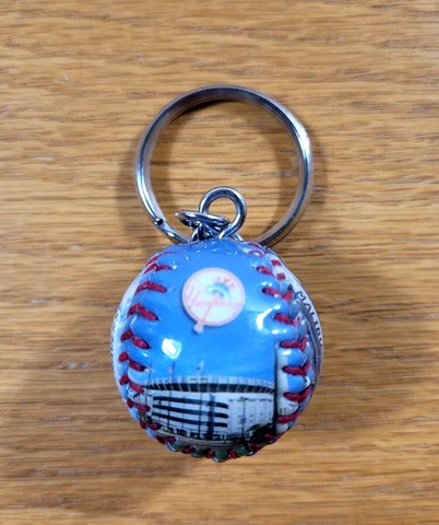 NEW YORK YANKEES Yankee Stadium 2008 Chevy Logo MLB Baseball Key Ring Key Chain Cover