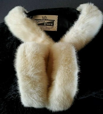 Vintage Pelta Furs Los Angeles Coat Black w/Cream Fur Neckline & Wrists💖 - Image 1 of 4