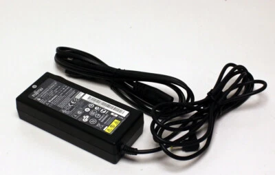 N16-07072 Netzteil Fujitsu 0713C2090 S26113-E533-V15-02 20V 4,5A - Bild 1 von 3