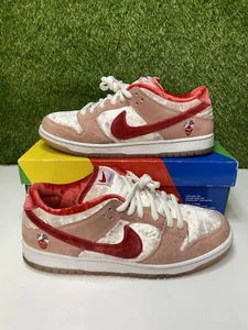 Nike SB Dunk Low StrangeLove Valentines Day Size 10.5 Mens Sneakers CT2552-800 - Picture 1 of 11