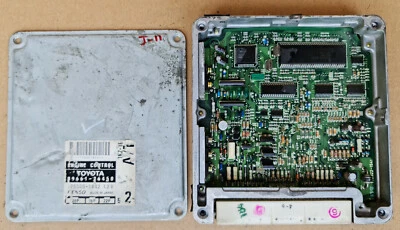 Toyota Hiace 89661-26450 1KZ-TE A/T Ecu Ecm oem jdm used 8966126450 - Image 1 of 4