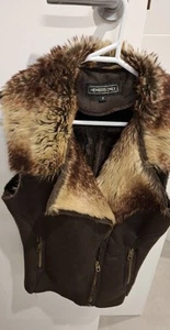 Faux Fur Vest - Picture 1 of 6