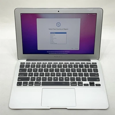 Apple MacBook Air 7,1 A1465 2015 i5 5250U 1.60GHZ 11" 4GB 256GB SSD OSX Monterey - Image 1 of 4