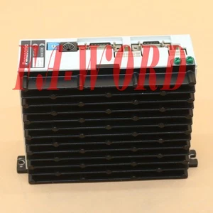 Servoconductor de CA MUDS043A1A usado #F21 - Imagen 1 de 4