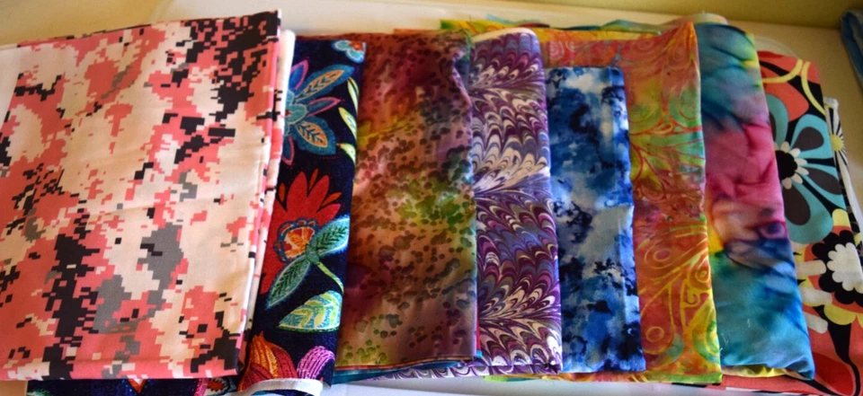 Large Fat Squares & Larger Cotton Prints, Various Colors, 3 lbs. - Image 1 of 1