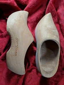 Vintage Wood Shoes Rotterdam Clogs Mid Century Hand Carved WW2 Soldier Souvenir - Picture 1 of 20
