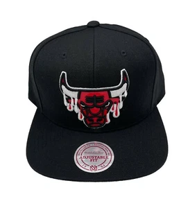 Mitchell & Ness Chicago Bulls Dripped Black Adjustable Snapback Hat Cap - Picture 1 of 6