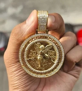 Colgante Centenario Chapado en Oro Amarillo 14K 50 Pesos 1.60 Ct Corte Redondo Moissanita - Imagen 1 de 8