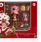 Strawberry Shortcake with Custard Figure