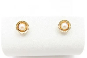 10k Yellow Gold ~4.2mm Round Pearl Stud Earrings - Picture 1 of 5