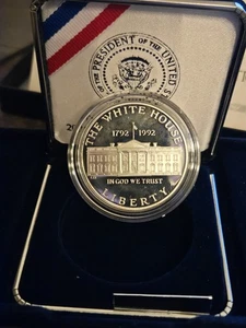 1992 US Mint White House 200th Anniversary PROOF Silver Dollar w/ COA - Picture 1 of 5