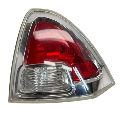 Luz de freno trasera lateral pasajero derecho Ford Fusion 2007 06 07 08 09 Foto 1 de 4