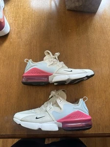 Size 11 - Nike Air Max Infinity White Fire Pink W - Picture 1 of 6