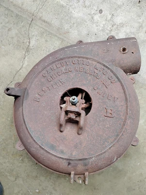 Soplador de forja antiguo Canedy-Otto Western Chief Blacksmith ¡Necesita reparación!! Foto 1 de 4