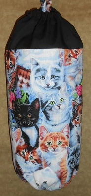 Dispensador de bolsas de plástico para gatitos gatos mascotas trapos de comestibles hechos a mano Foto 1 de 2