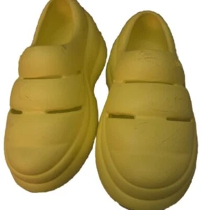 UGG Sport Yeah Clogs Yellow Slip On Women Size 36 5 Comfort Uggs - Picture 1 of 6