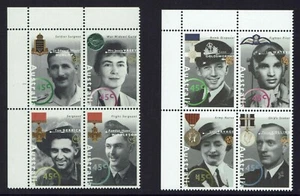 1995 Australia SG# 1521/4 + 1545/8 Remembers WWII Heroes Blocks of 4 mint MUH - Foto 1 di 1