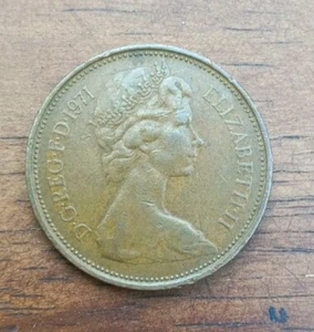 1971 NEW PENCE 2p British Elizabeth II Coin Very Rare - Picture 1 of 2
