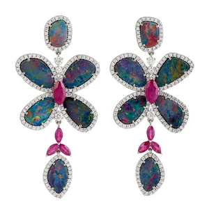 Pendientes de mariposa de diamantes de rubí de ópalo de oro blanco de 18 quil... - Imagen 1 de 6