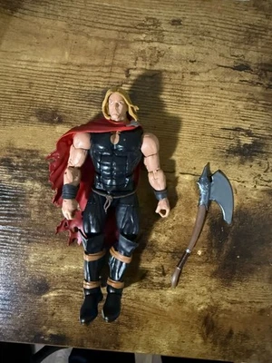 Figura Completa Suelta Thor Odinson Leyendas Marvel (Gladiador Hulk BAF Wave) Foto 1 de 2