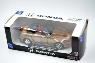 New Ray 1:32 2000 Honda S2000 Diecast Model New in Box - Image 1 of 4