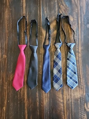Lote de 5 gravatas masculinas ajustáveis para pescoço - Imagem 1 de 2