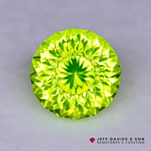 12,98ct LAB Lumo Granat LuAG - Lutetium Aluminium Granat - Czochralski - Bild 1 von 2