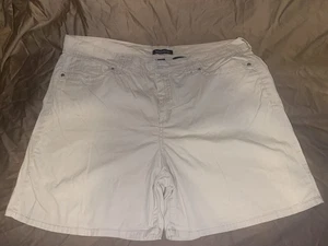 BANDOLINO AMALIA size 14 WOMEN'S KACHI/BEIGE 5 POCKET SHORTS PRE-OWNED - Picture 1 of 7