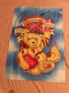 Valentine Bear flag - Picture 1 of 1