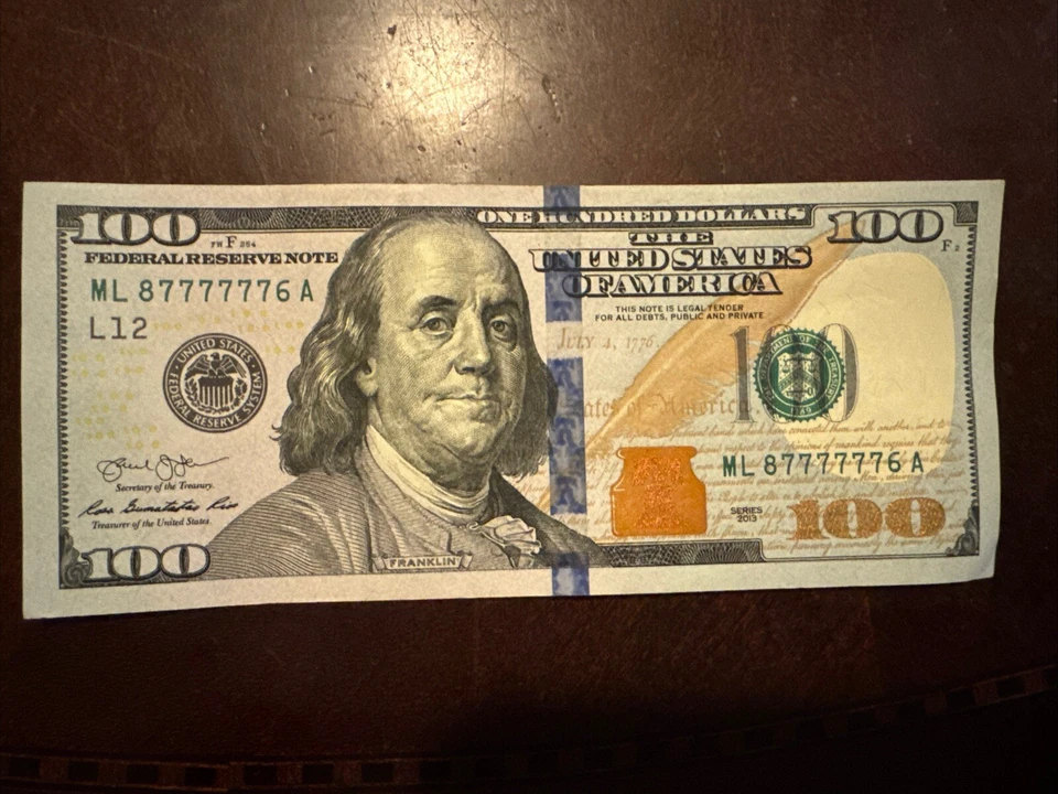 VG 2013 $100 BILL ML 87777776 A SERIAL  NUMBER CIRCULATED - Image 1 of 1
