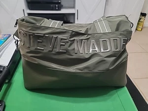 Steve Madden Women's Olive Green Bgymm Weekender Bag Mint Condition - Picture 1 of 11